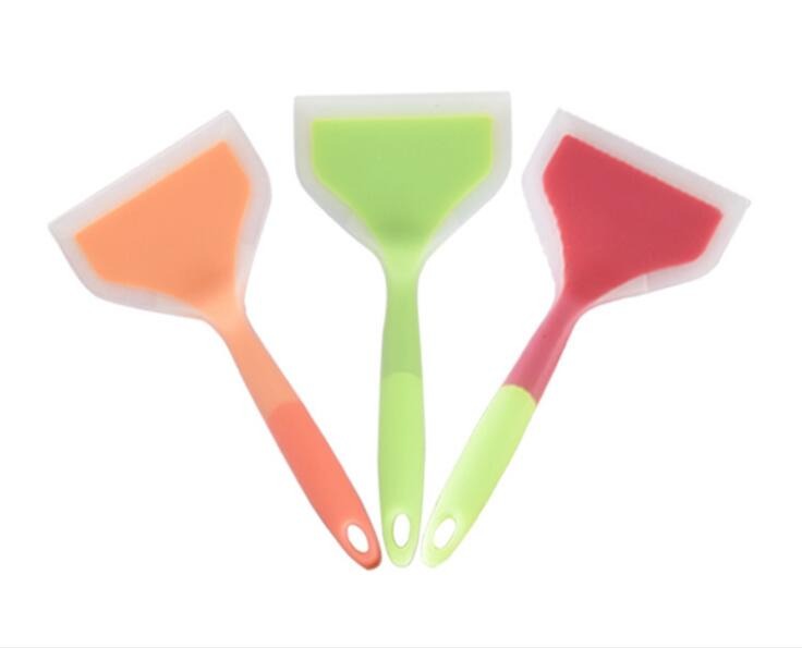 Wide Silicone Turner - waseeh.com