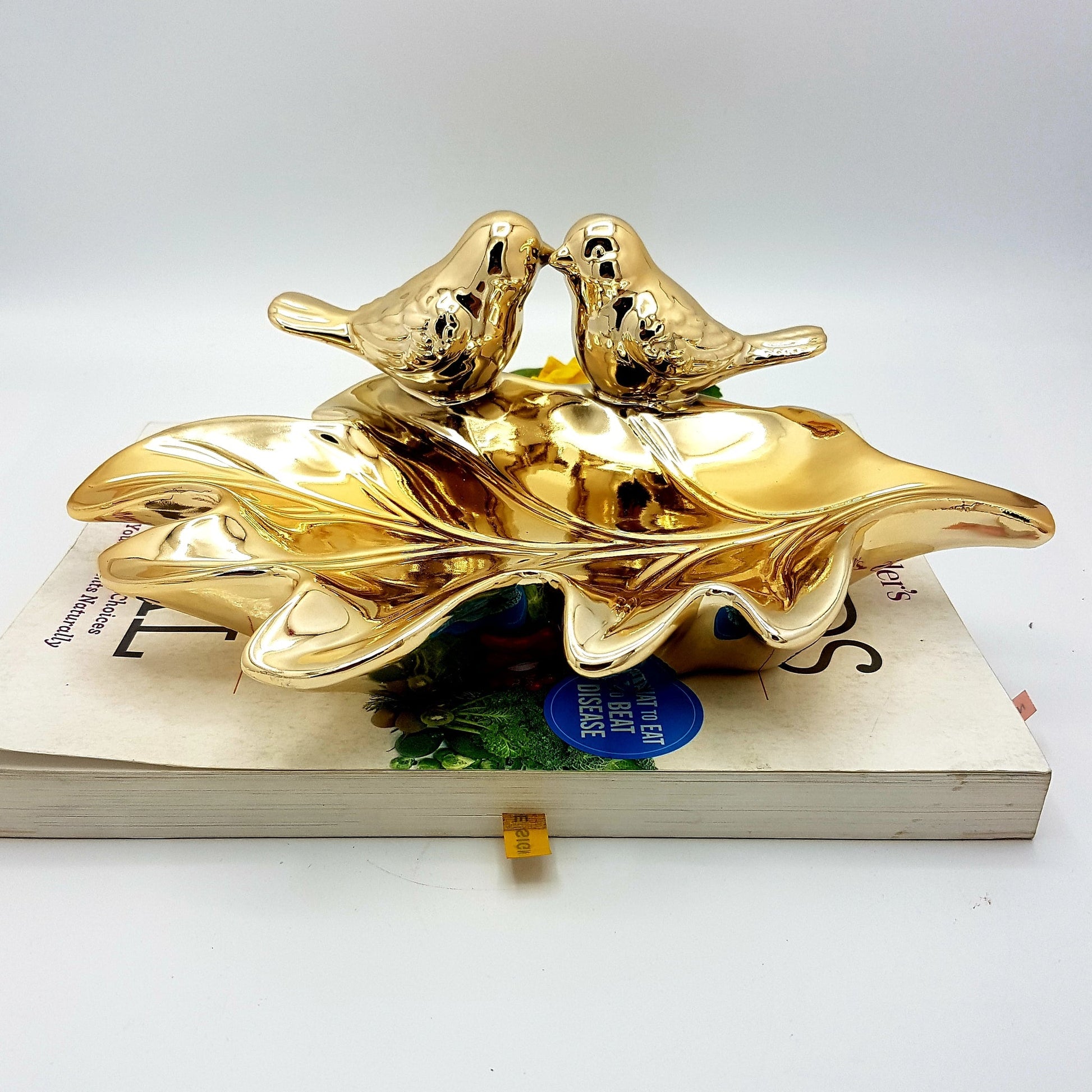 Ceramic Golden Tray - waseeh.com