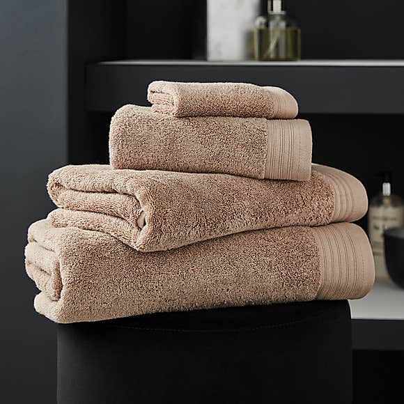 Dunelm Towels (Medium) - waseeh.com