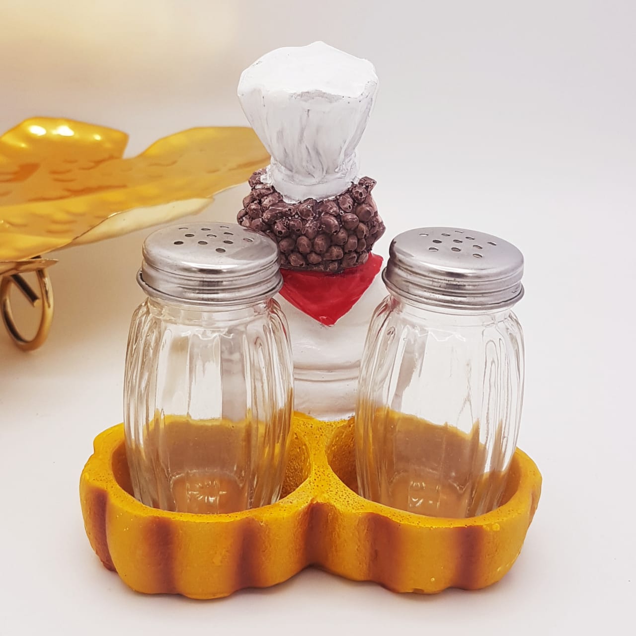 Salt & Pepper ("Chef Cool As You Like Style") - waseeh.com