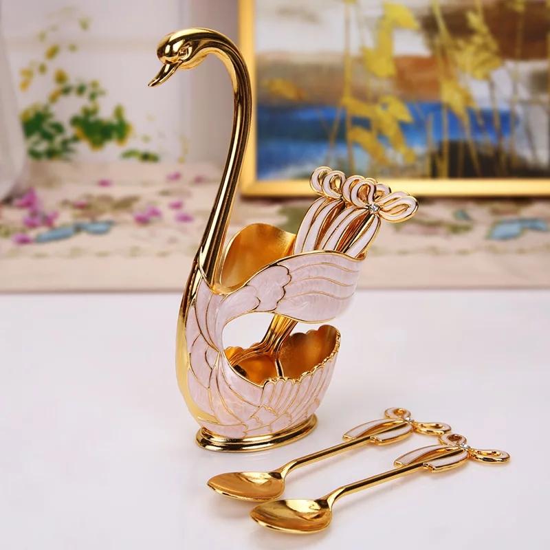 spunky swan spoon set - waseeh.com