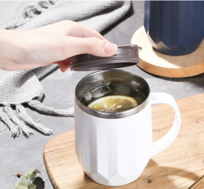 Diamond Cut Wide Lines Insulated Mug - waseeh.com