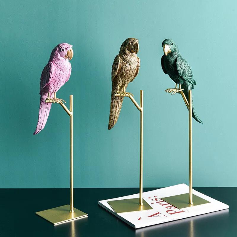 Minimalist Parrot Decor - waseeh.com