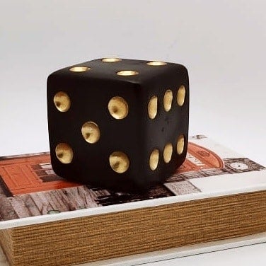Dice Decor - waseeh.com