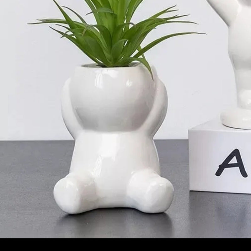 Humanoid Ceramic Pot - waseeh.com