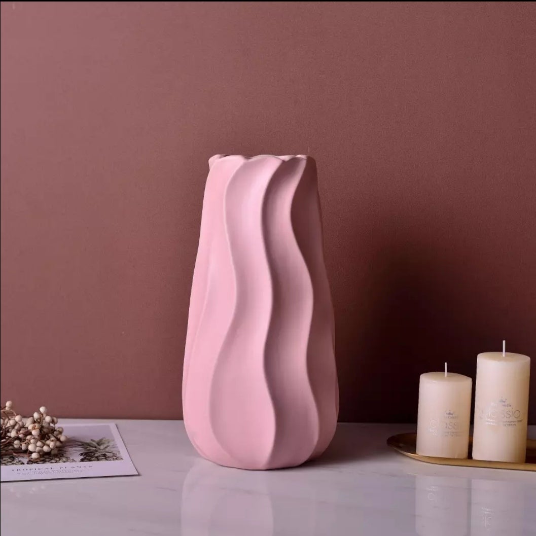 Vintage Morandi Ceramic Vase - waseeh.com