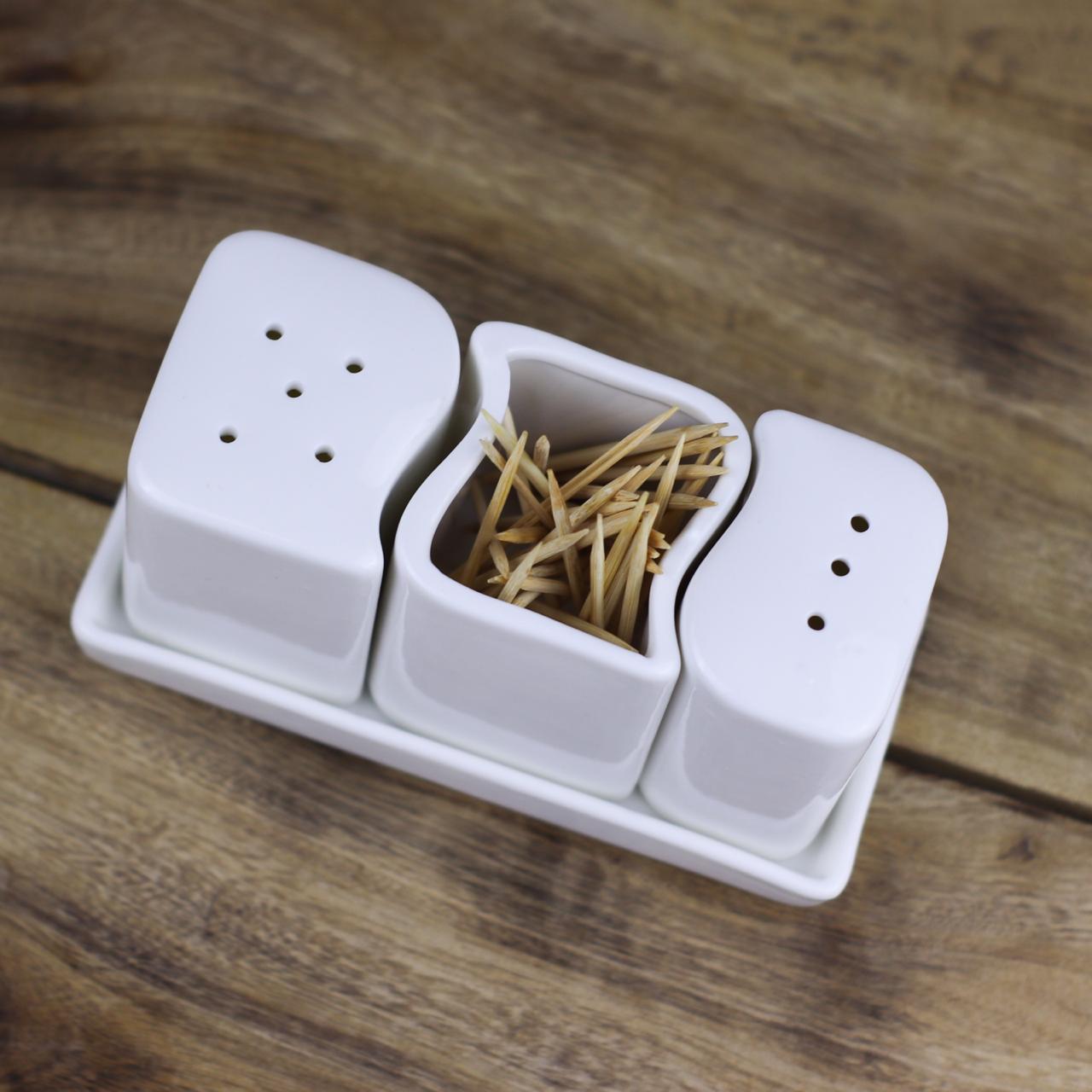 Salt and Pepper | Holder - waseeh.com