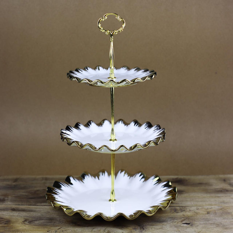 3 Portion Cupcake plate with golden borders - waseeh.com