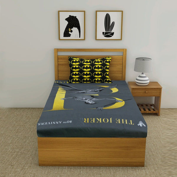 Bat Man & Joker Bedsheet - waseeh.com