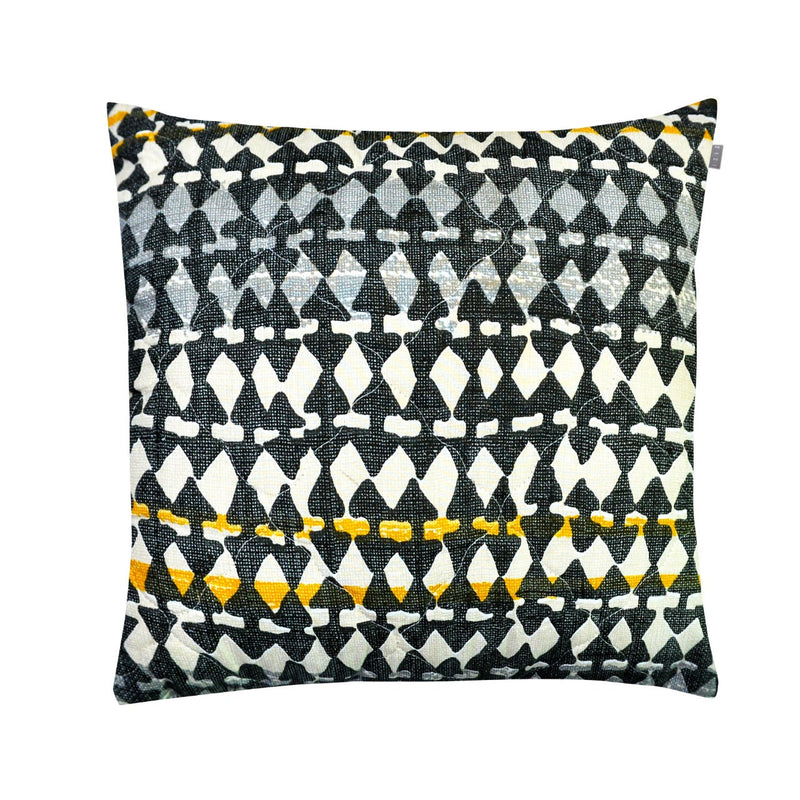 Hypnotizing Diamond Filled Cushions - waseeh.com