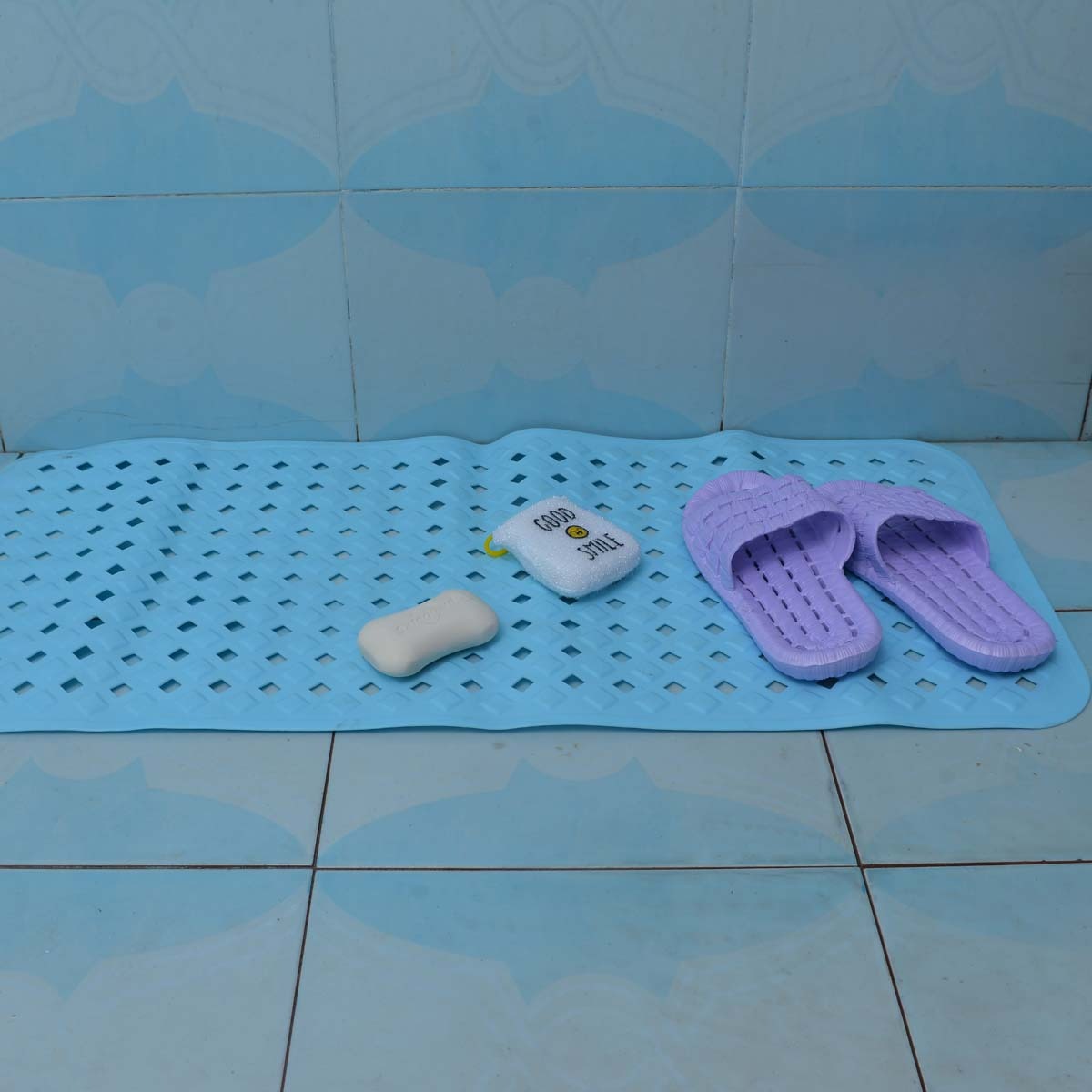 Anti-Slip Mats (Triangle Fix) - waseeh.com