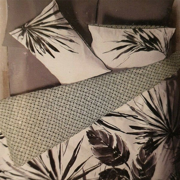 Palm Leaves Duvet Cover - 3pcs - waseeh.com