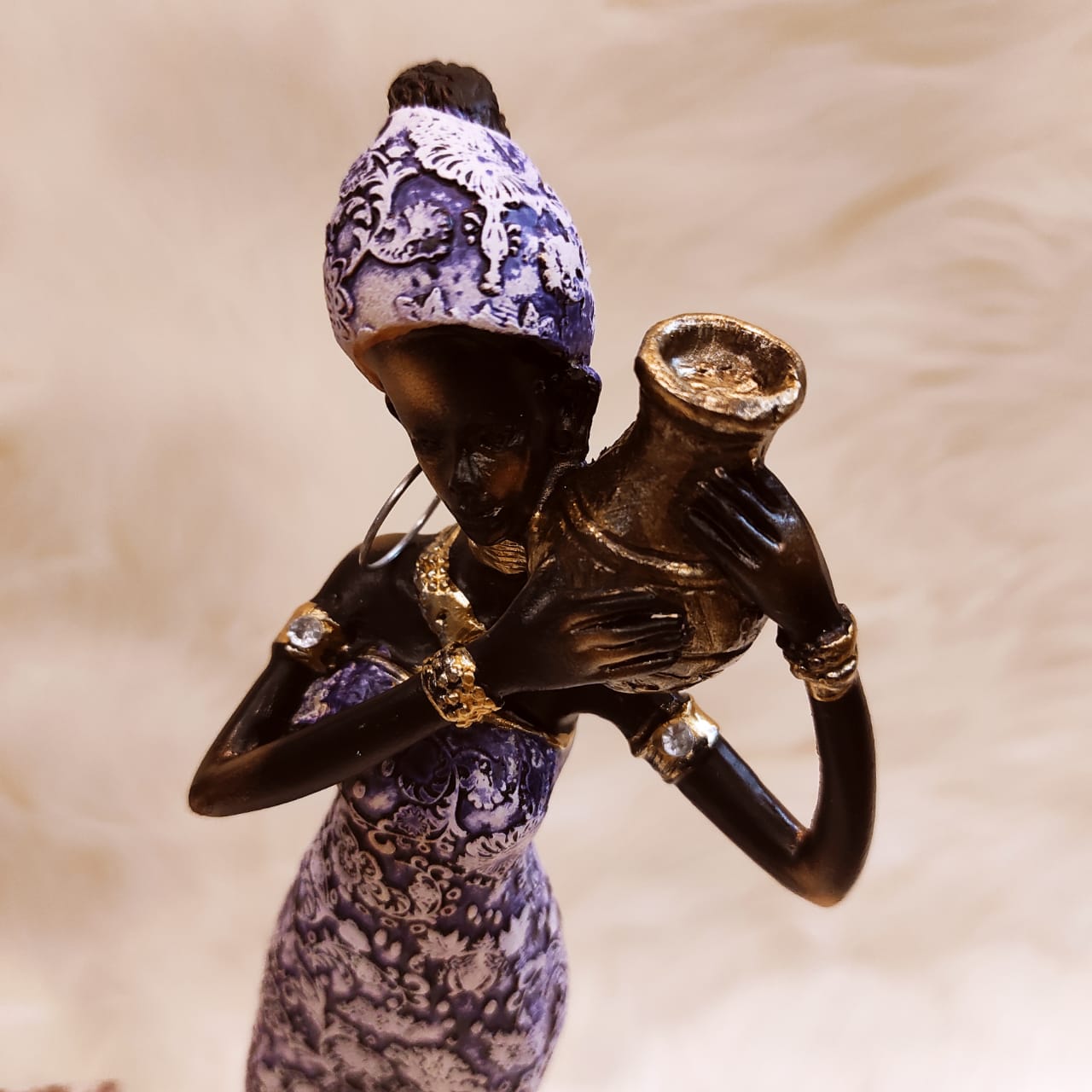 African Girl Satute Decor - waseeh.com