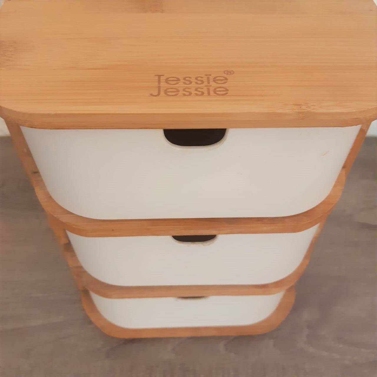 Tessie & Jessie Bamboo Box - waseeh.com