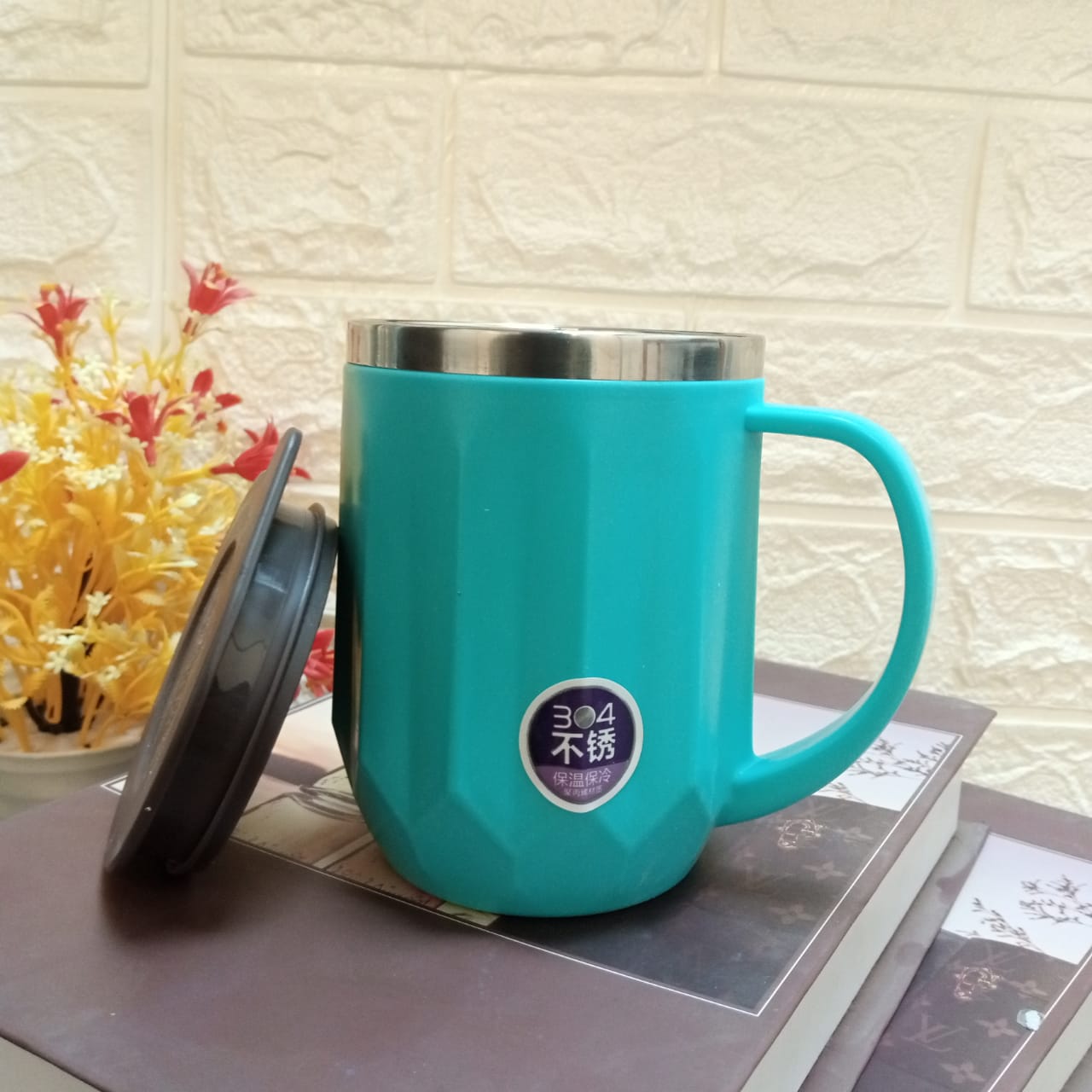 Diamond Cut Wide Lines Insulated Mug - waseeh.com