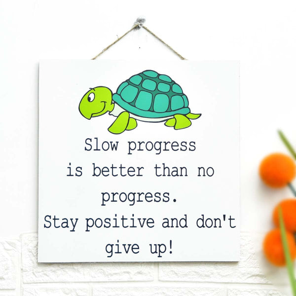 Wall "Stay Positive" Caption Decor - waseeh.com