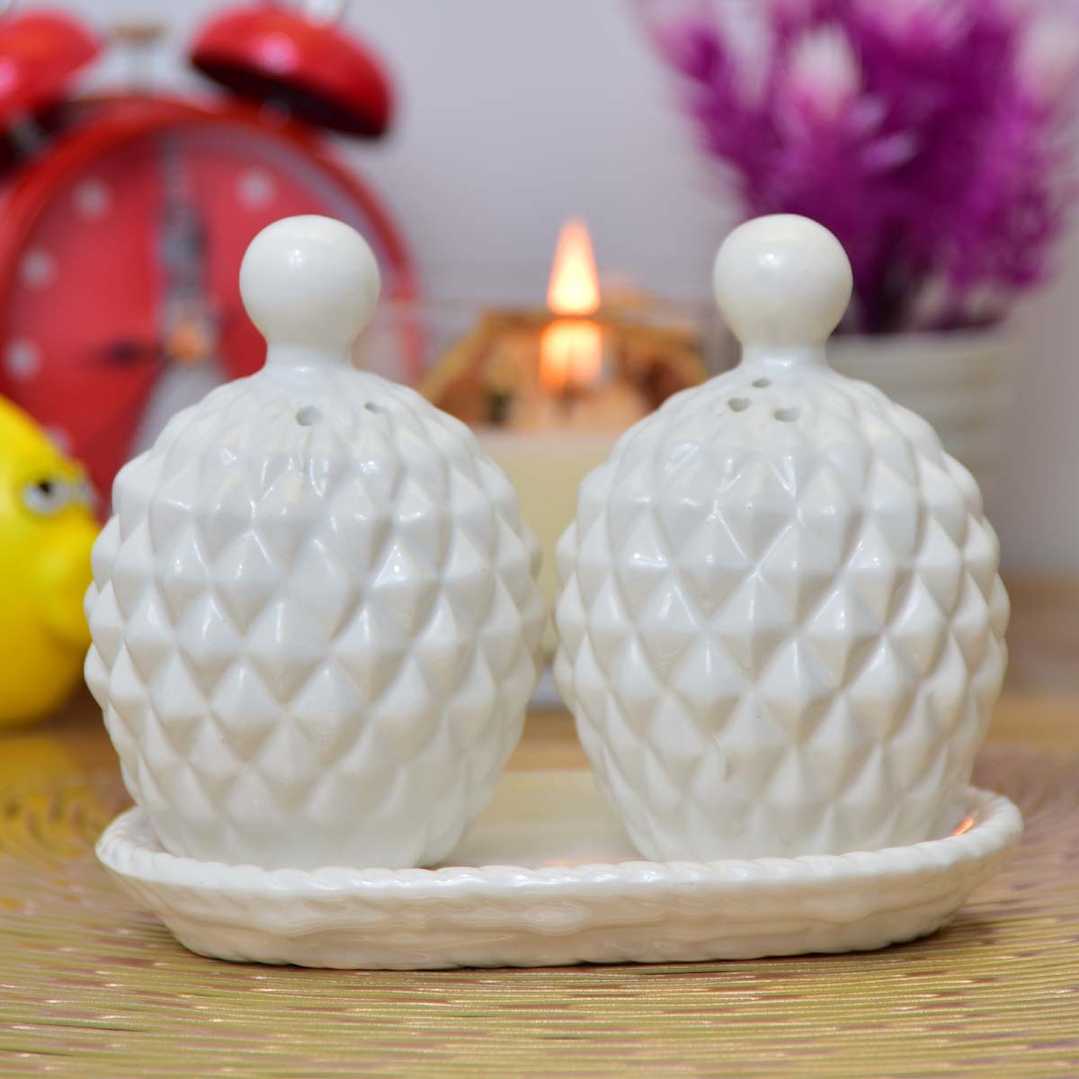Classy Sea Shell Salt & Pepper Set - waseeh.com