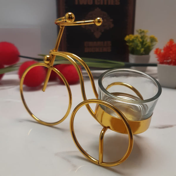 Golden Sculpture Candle Holder - waseeh.com