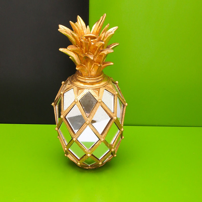 Pineapple Vase Statues - waseeh.com