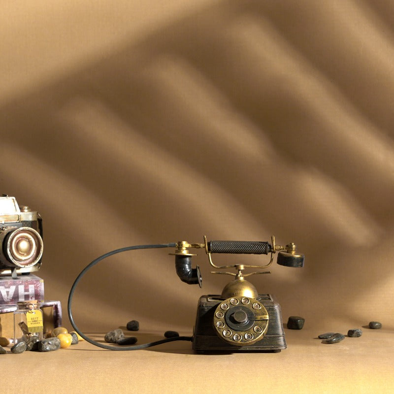 Old Style Telephone Decor - waseeh.com