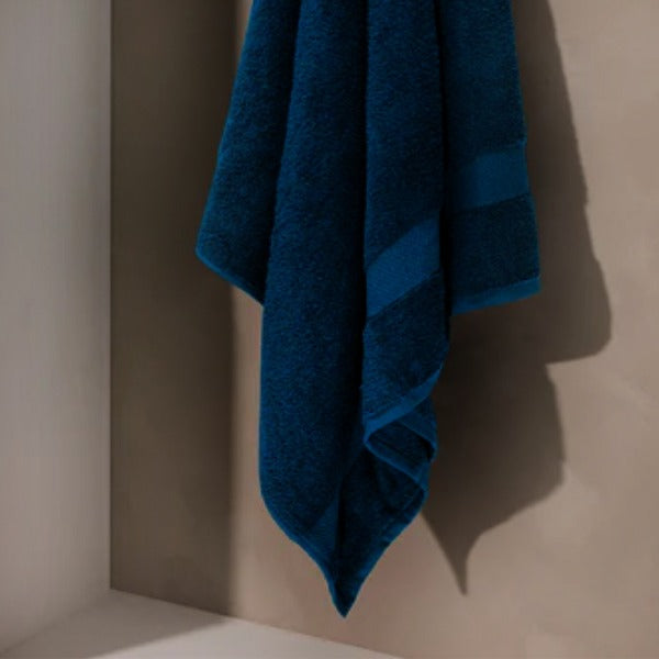 The Egyptian Combed Towel (Navy)