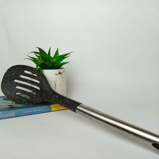 Dotted Food Grade Spoon - waseeh.com