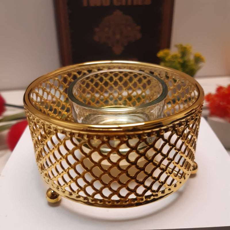 Nuptio Golden Candle Holder - waseeh.com