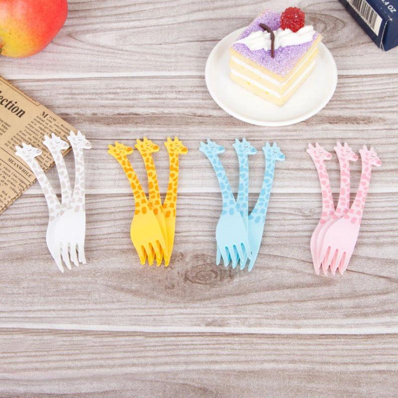 Creative Cartoon Fruit Forks - waseeh.com