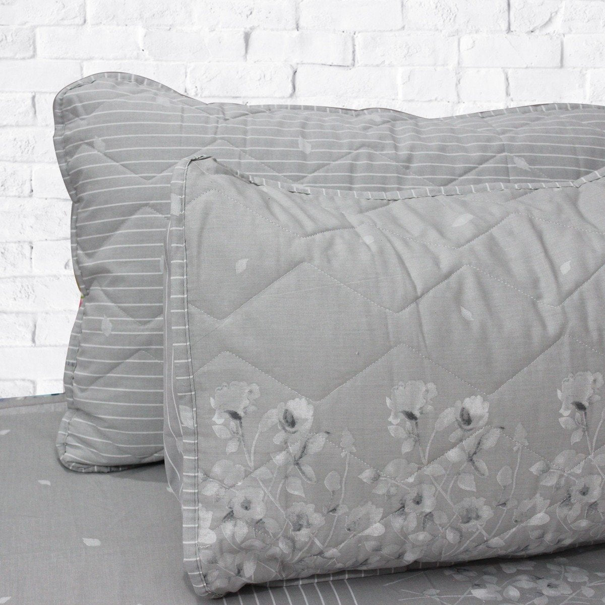 Victorian Floral - 6 Pieces Bed Spread Set - waseeh.com