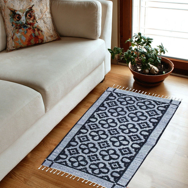 Floral - Hand-woven Woolen Rug - Double Seam - 2' x 3' - waseeh.com