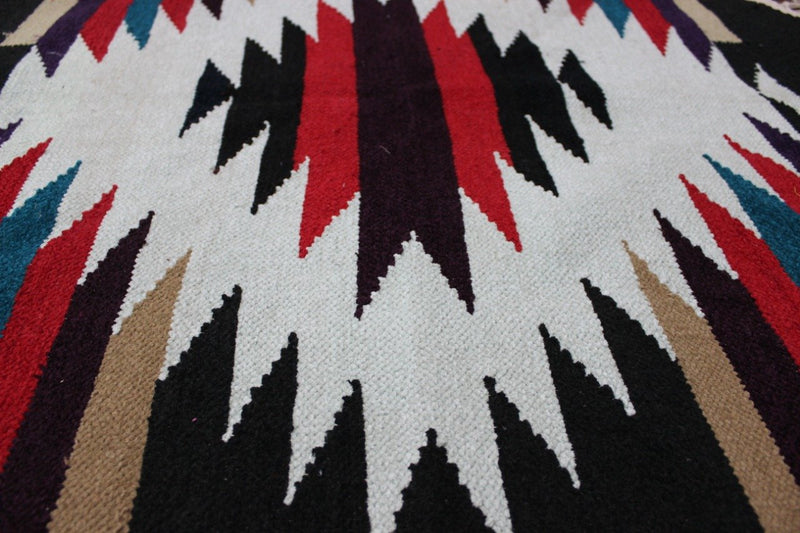 Round Geometric - Hand-woven Woolen Rug - Round Large - 4' x 4' - waseeh.com