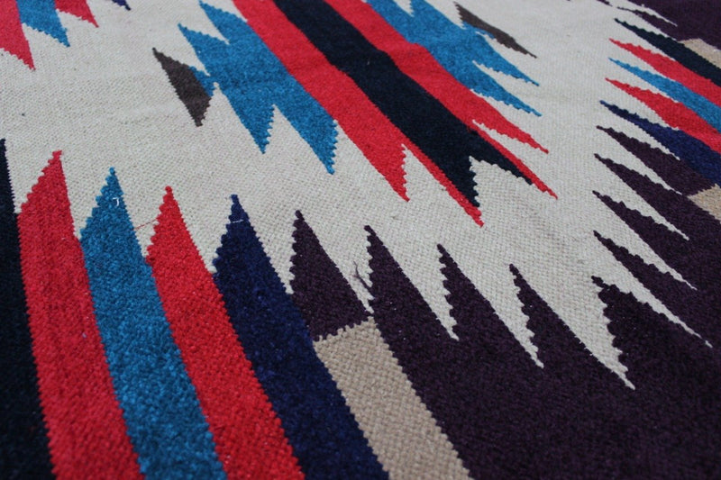 Round Geometric - Hand-woven Woolen Rug - Round Large - 4' x 4' - waseeh.com