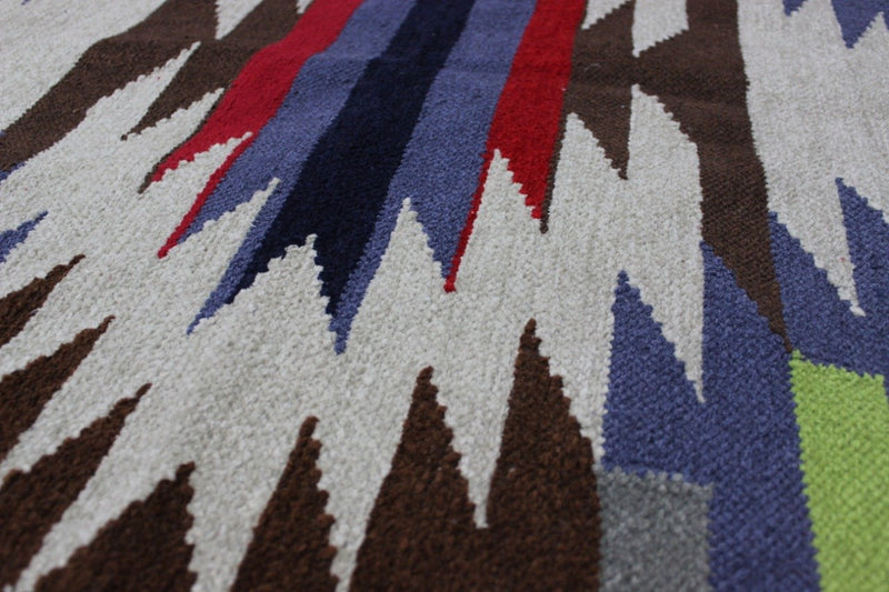 Round Geometric - Hand-woven Woolen Rug - Round Large - 4' x 4' - waseeh.com