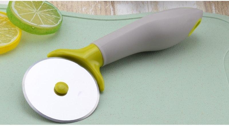 Goodfeer Pizza Cutter - waseeh.com