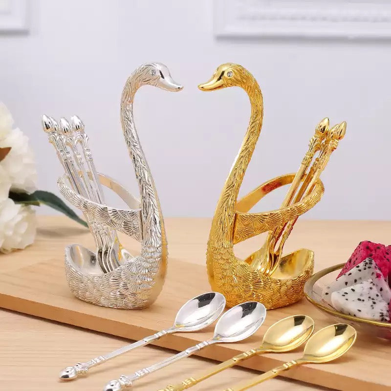 Classy Swan Spoon Set - waseeh.com