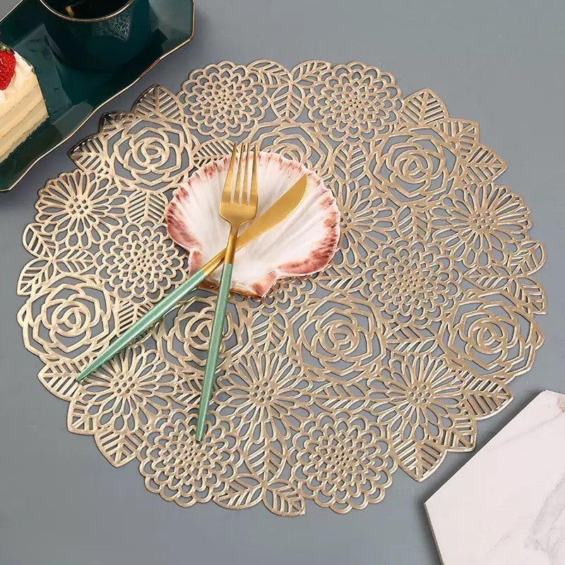 Glazy Table Toppie (Flower Bloom) - waseeh.com