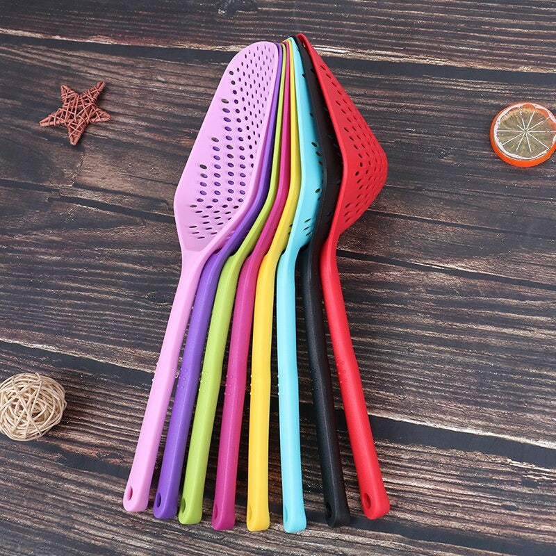 Cooking Scoop Colander - waseeh.com