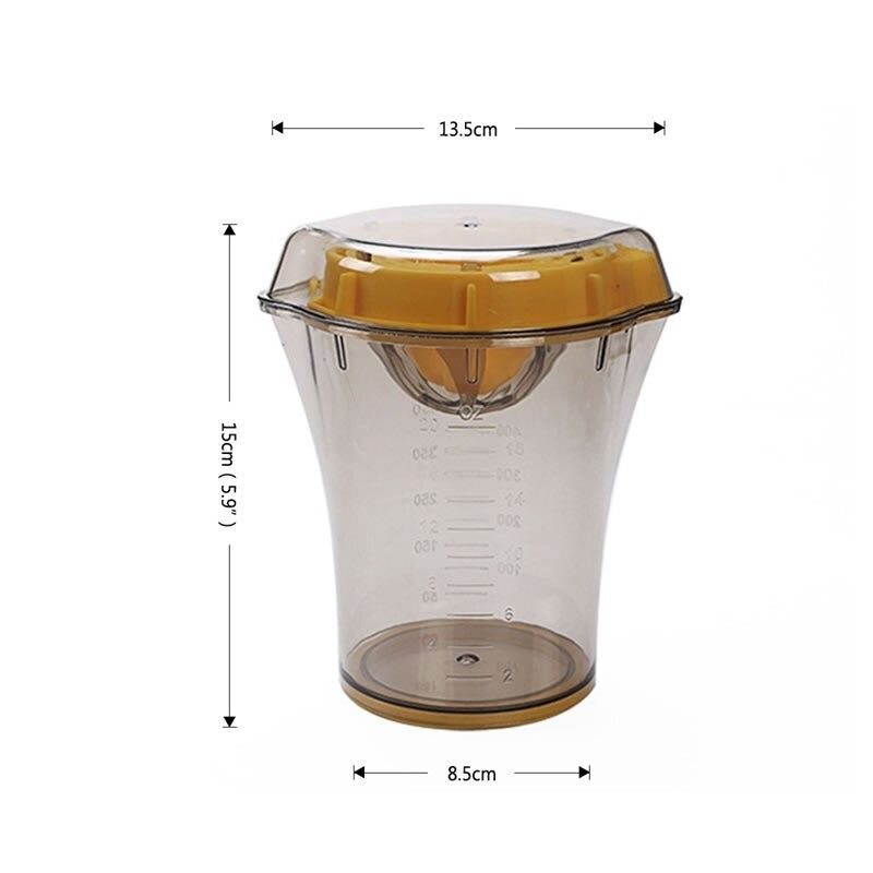 Manual Citrus Juicer with Built-in Measuring Cup - waseeh.com