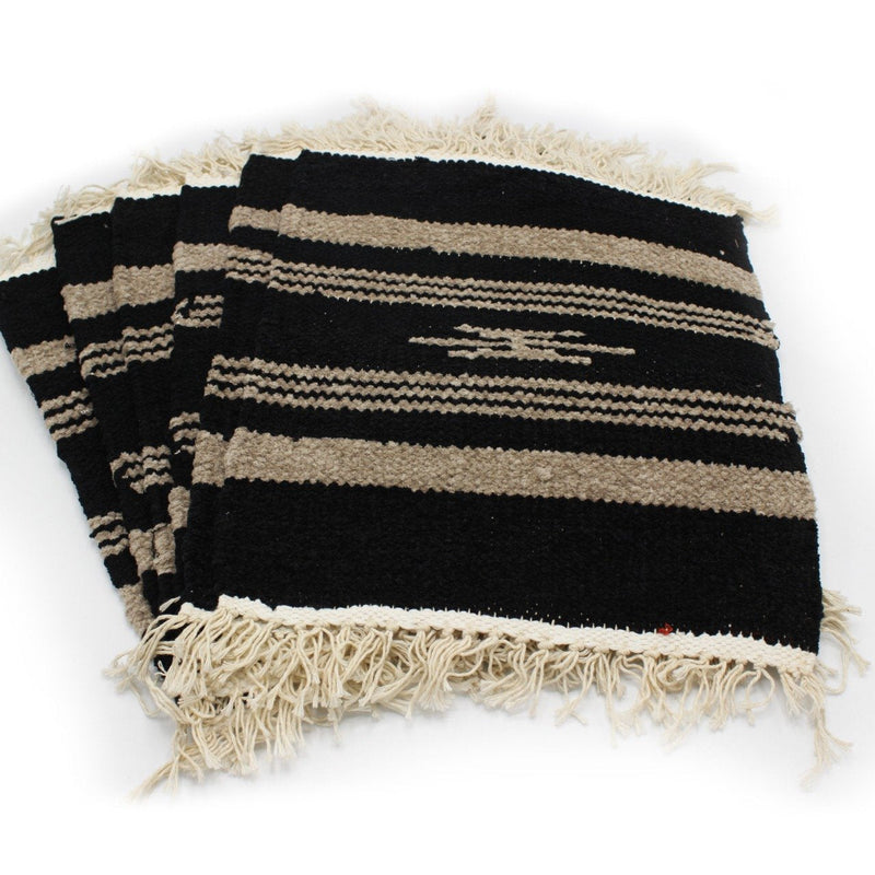 TABLE RUNNER 7 PCs SET - Woolen Patterned - waseeh.com