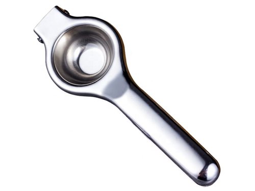 Action Lemon Squeezer - waseeh.com