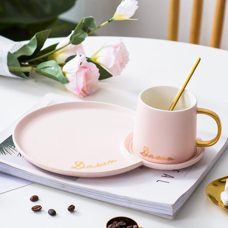 Luxurious "Dawn" Coffee Cup Set - waseeh.com